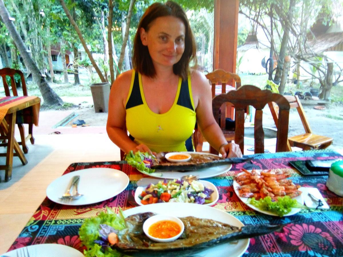 Smile Sunset Resort Koh Lipe Exteriör bild